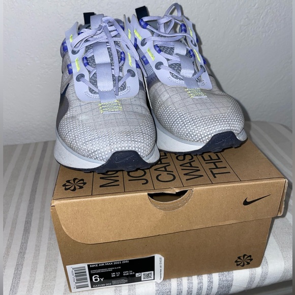 Nike. Kids size 6Y. Pet free smoke free home. - Picture 2 of 3